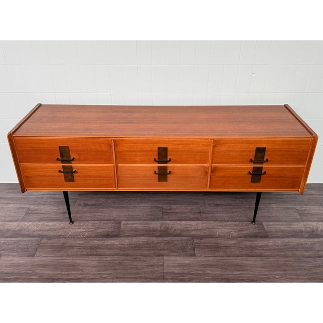 1950s Vintage Italian Chest of Drawers in Teak with Metal Legs, 1950s For Sale - Image 5 of 18