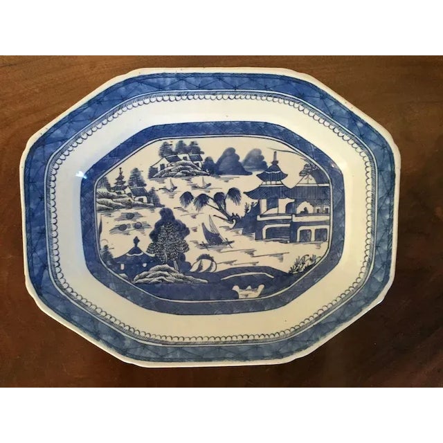 Chinese 19th Century Chinese Export Porcelain Blue and White Canton Platter For Sale - Image 3 of 8