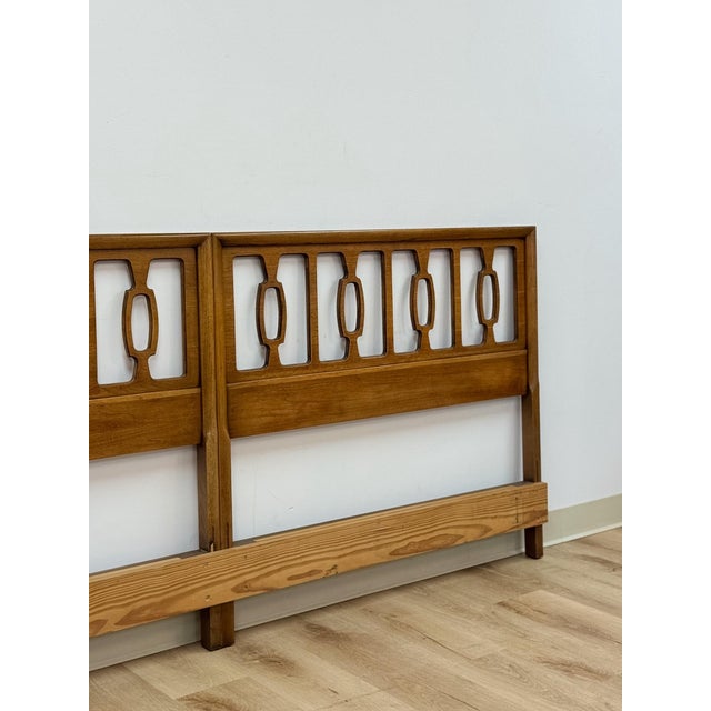 Vintage MCM Drexel Meridian Style King Headboard Collectible Walnut Bed Made From Twin For Sale - Image 9 of 12