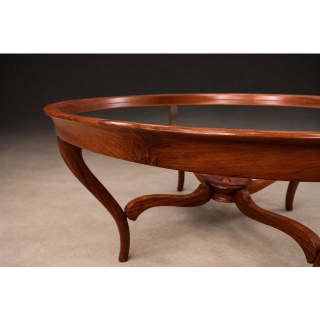 Brown Circular Coffee Table in Caviúna Wood & Glass by Giuseppe Scapinelli, Brazil, 1950s For Sale - Image 8 of 18