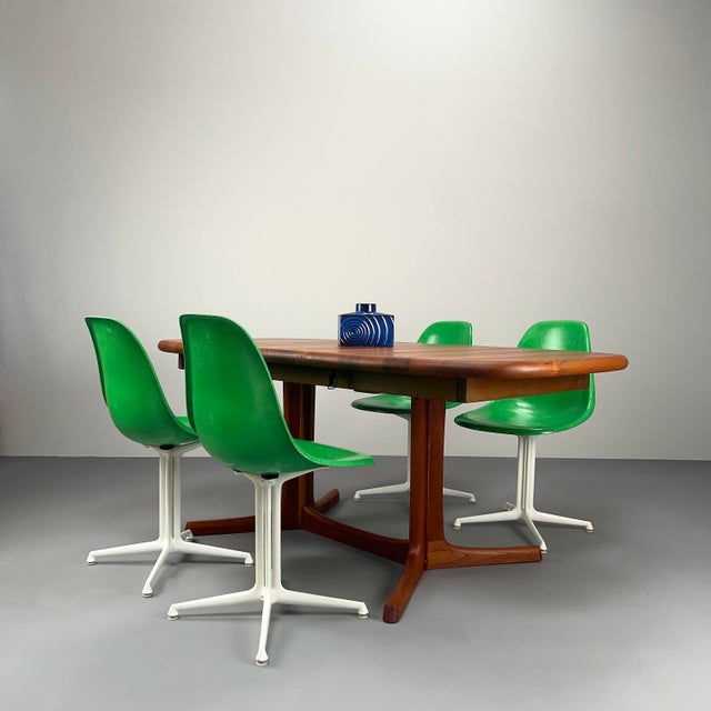 Superelliptical Teak Dining Table with Extension from Dyrlund, Denmark, 1970s For Sale - Image 9 of 16