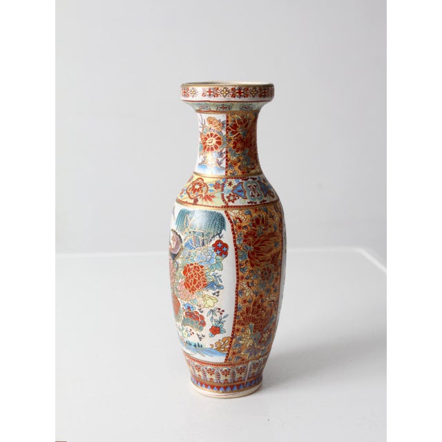 Hollywood Regency Vintage Chinese Famille Rose Style Porcelain Vase For Sale - Image 3 of 11