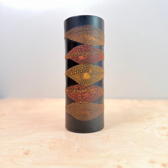 Royal Haeger Studio Pottery Cylinder Vase — Dark Chocolate Crackle Glaze, Mid-Century Modern For Sale In Chicago - Image 6 of 7