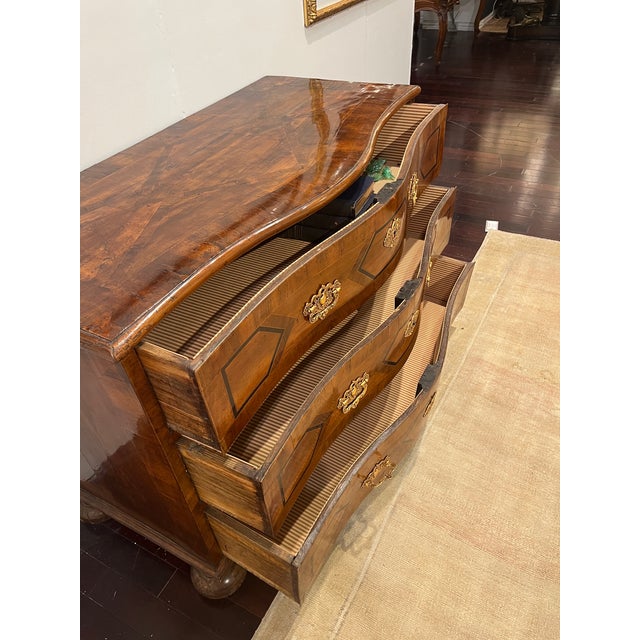 18th Century Italian Walnut 3 Drawer Commode For Sale - Image 9 of 11