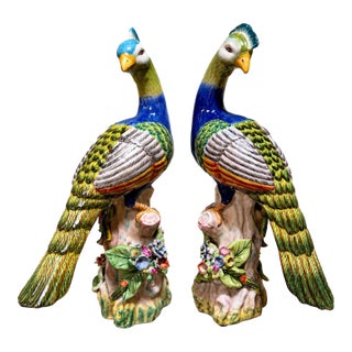 Pair Peacock Bird Figurines Table Sculptures - Hand Painting Chinese Porcelain Book Matching Set - Chelsea House Mottahedeh Style For Sale