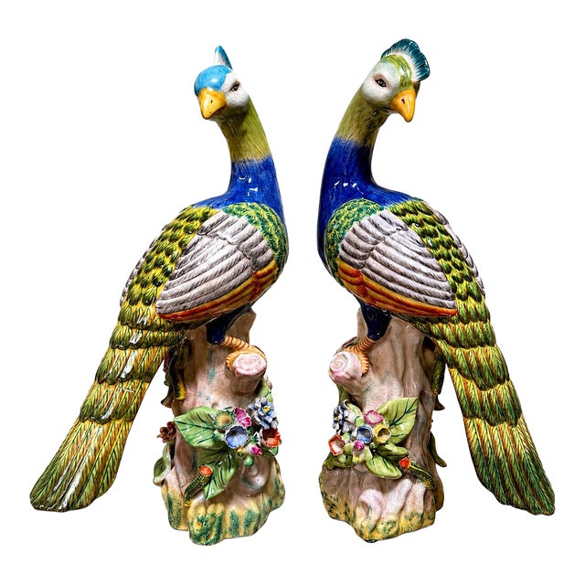 Pair Peacock Bird Figurines Table Sculptures - Hand Painting Chinese Porcelain Book Matching Set - Chelsea House Mottahedeh Style For Sale