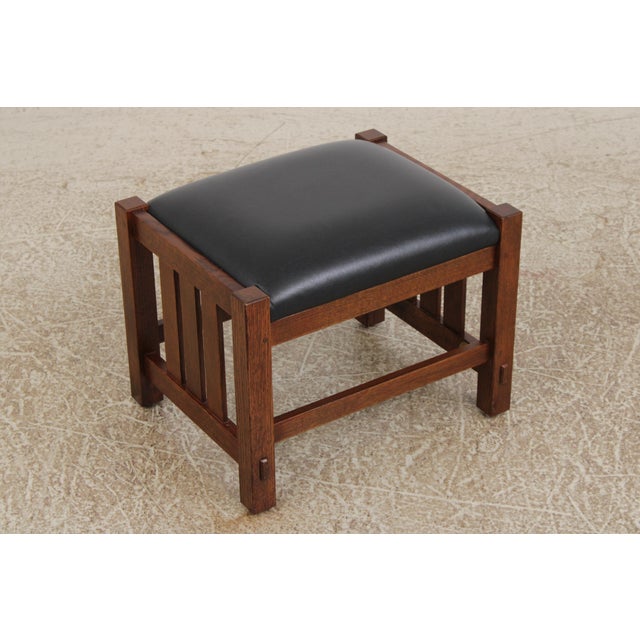 Stickley Mission Oak Morris Chair & Matching Ottoman For Sale - Image 11 of 18