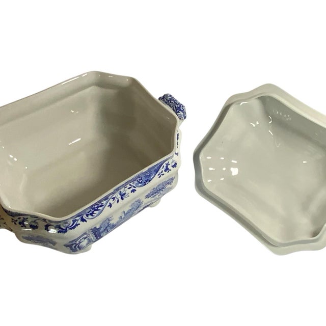 Spode Vintage Authentic Spode Blue Italian Large Soup Tureen W/Lid England c.2000-2009 For Sale - Image 4 of 9