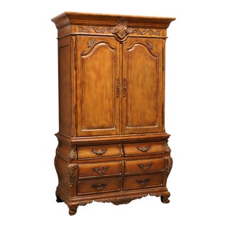 Thomasville Chateau Provence French Country Armoire / Linen Press For Sale