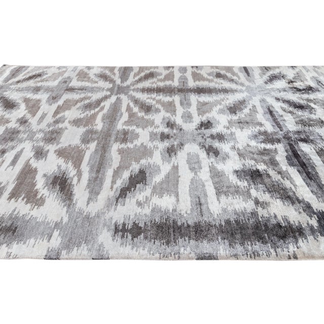 Gray 21st Century Modern Indian Silk Rug For Sale - Image 8 of 13