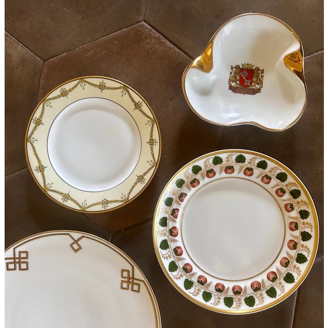 Art Deco Red and Gold Art Deco Coat of Arms Motif Wall Plate Curation- Set of 9 For Sale - Image 3 of 9