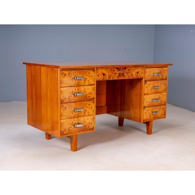Mid-Century Modern Mid-Century Modern Writing Desk in Burl Veneer with Eight Drawers For Sale - Image 3 of 16