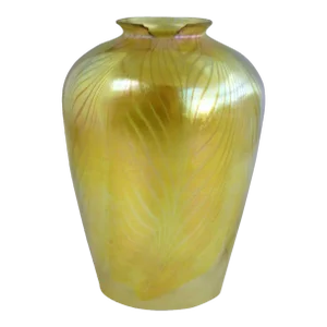 American Tiffany Studios Art Nouveau Favrile Glass Pulled Feather Lamp Shade