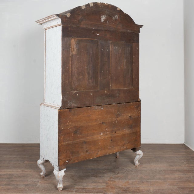 Late 18th Century Swedish White Gustavian Wedding Cabinet For Sale - Image 17 of 17