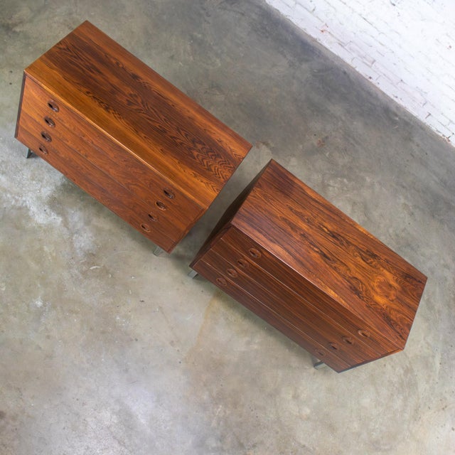 1960’s Mid Century Scandinavian Modern Pair of Rosewood Cabinets Rud Thygesen & Johnny Sorensen for Hansen & Guldborg For Sale - Image 12 of 18