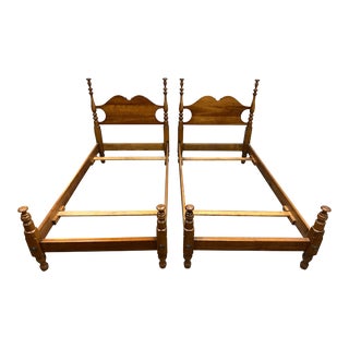 1959 Leopold Stickley Twin Size Bed Frames - a Pair For Sale