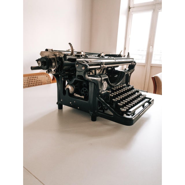 American No. 6 - 14 Qwertz Typewriter from Underwood Elliot Fisher Co., 1930s For Sale - Image 9 of 18