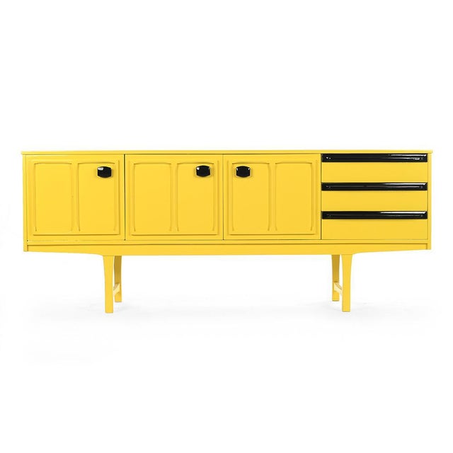 Yellow Lacquered Wood Console Table, 1960s For Sale - Image 5 of 5