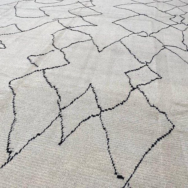 Handwoven Moroccan Area Rug 9x12 For Sale In Dallas - Image 6 of 9