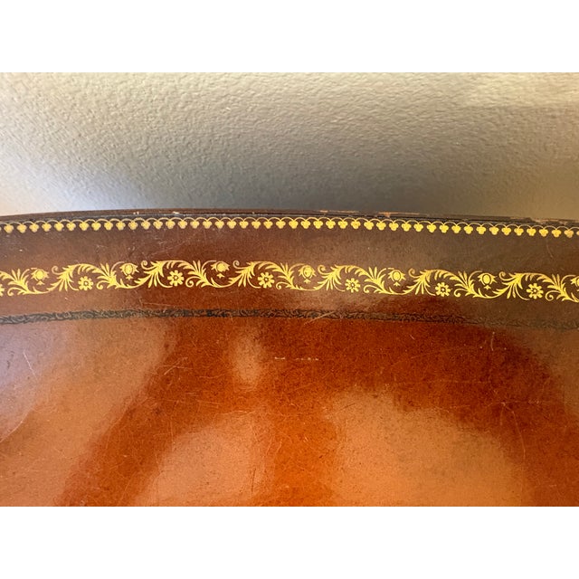 1930s 1930's Antique Federal Style Mahogany Kidney Shaped Leather Top Ladies Writing Desk For Sale - Image 5 of 6