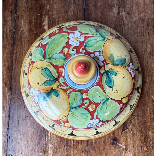 Late 20th Century Firenze Made in Italy Terracotta Pottery Handpainted Covered Dish for Butter or Cheese Serveware, Lemon Motif For Sale - Image 4 of 7