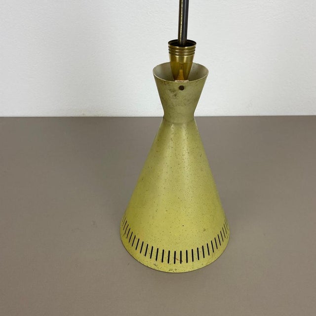 Mid-Century Modern Mid-Century Diabolo Brass and Metal Tube Hanging Light in the style of Stilnovo, Italy, 1950s For Sale - Image 3 of 18