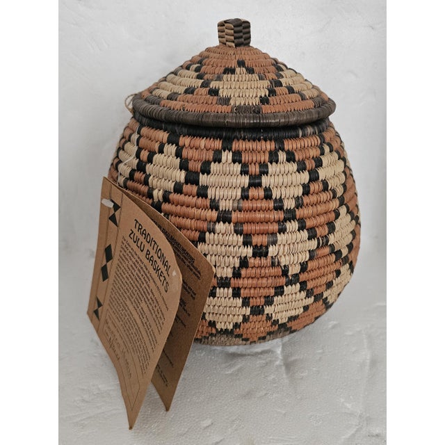 African Handcrafted Traditional Zulu Lidded Basket From KwaZulu South Africa For Sale - Image 3 of 10