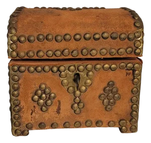 19Th Century Leather Over Wood Studded Box W/ Key