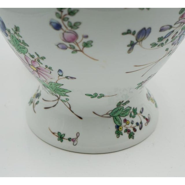 Chinese Qianlong Nian Zhi Porcelain Vase Table Lamps, 1960s, Set of 2 For Sale - Image 6 of 15