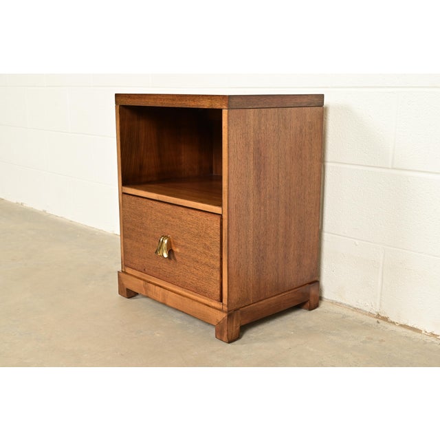 Mid-Century Modern T. H. Robsjohn-Gibbings for Widdicomb Mid-Century Modern Hollywood Regency Mahogany Nightstand, 1950s For Sale - Image 3 of 12