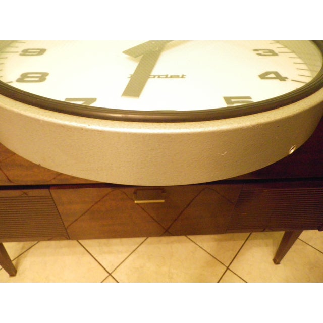 Large Model Bodet Station Clock in Steel Frame, 1970s For Sale - Image 10 of 13