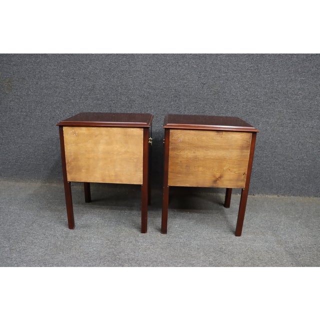 Statton Trutype Americana Cherry Nightstands – Pair For Sale - Image 15 of 16
