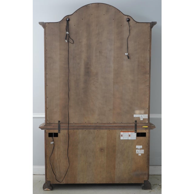 Hooker Gustavian Bubble Glass China Cabinet For Sale - Image 17 of 18