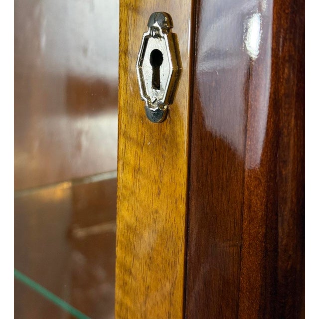 1930s Art Deco Walnut Display Cabinet, 1930s For Sale - Image 5 of 11
