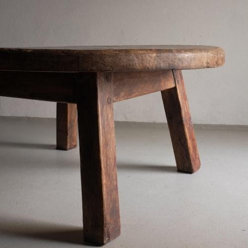Brutalist Round Oak Coffee Table, Belgium, 1950s For Sale - Image 5 of 11
