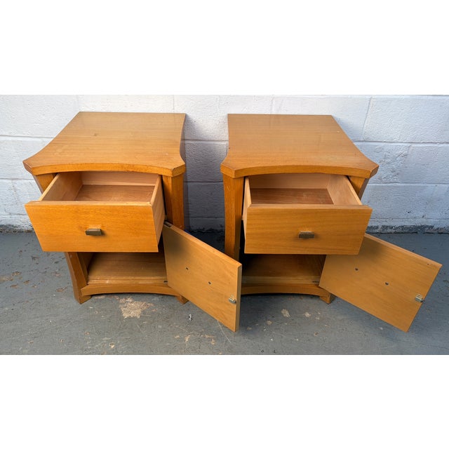 Pair of Unique Mid 20th Century Modern Nightstands For Sale In New York - Image 6 of 13