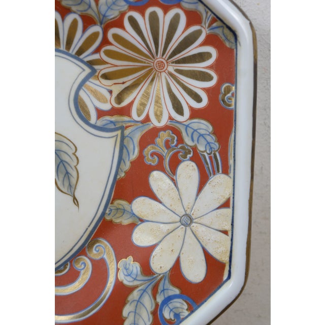 Imari Porcelain Antique Japanese Imari Porcelain Octagonal Chrysanthemums Tray Platter 14" For Sale - Image 4 of 12