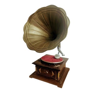 Antique Original Masters Voice Gramaphone- Phonograph 1940s For Sale