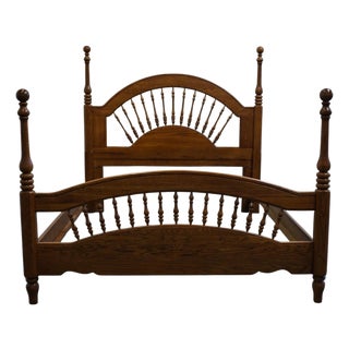 Lexington Furniture Recollections Collection Solid Oak Rustic Country French Queen Size Spindle Bed 468-140 For Sale
