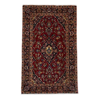 Middle Eastern Rug in Wool For Sale