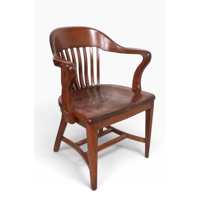 Gunlocke Early 20th Century Bank of England Jury Style Armchair For Sale - Image 4 of 6