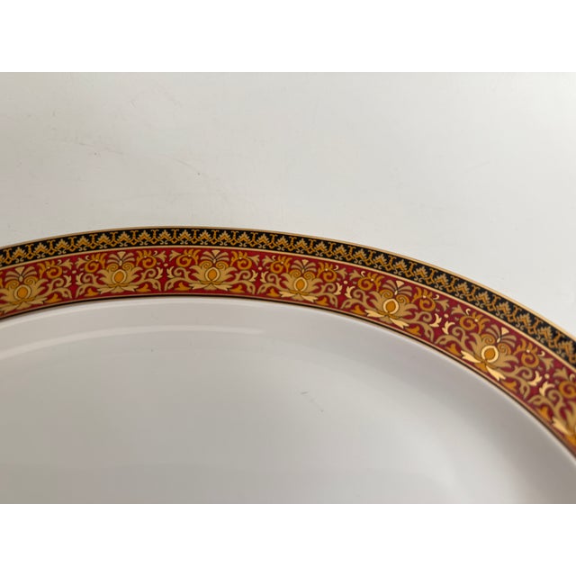 Rosenthal meets Versace Plate 28 x 21 cm Design: Medusa in the original version Many more pieces from this series in stock...