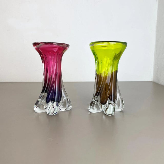 Vintage German Vase in Hand Blown Crystal Glass from Joska, 1970s, Set of 2 For Sale - Image 4 of 18