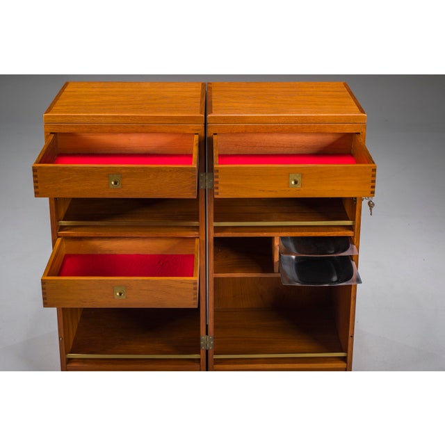 Wood Vintage Teak Bar Cabinet by Reno Wahl Iversen for Dyrlund, Denmark, 1960s For Sale - Image 7 of 18