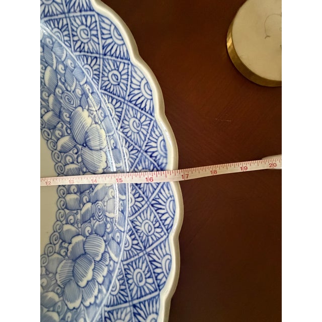 Early 20th Century Large Imari Bowl/Platter For Sale In New York - Image 6 of 8