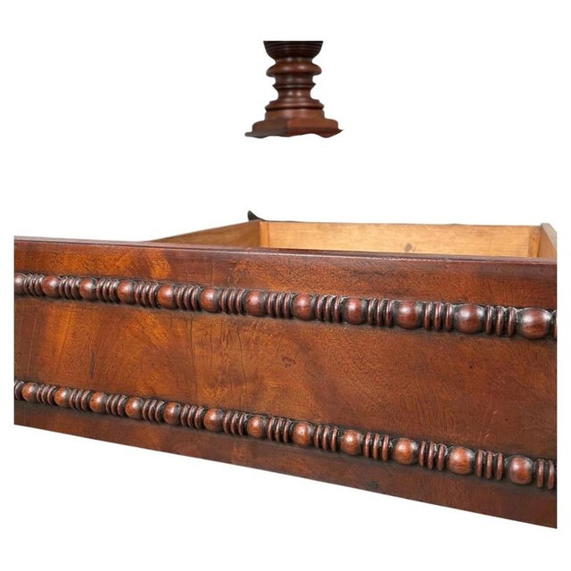 Regency Mahogany Pembroke Table with Carved Pedestal Base, 1800 For Sale - Image 4 of 15