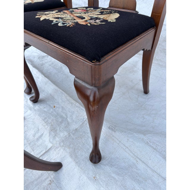 Queen Anne Vintage Henkel Harris Musical Instrument Needlepoint Seat Queen Anne Solid Wood Dining Chairs S/4 For Sale - Image 3 of 13