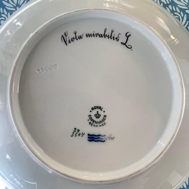 Stunning Flora Danica 8 3/4” serving bowl // Royal Copenhagen Denmark // Viola Mirabilis L // hand painted luxury fine china // fine art For Sale - Image 10 of 10