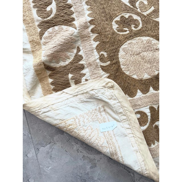 Boho Embroidered Neutral Tan Suzani Wall Decor, 4'8'' X 5'4'' For Sale - Image 9 of 9