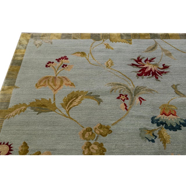 2010s Modern Tibetan Handmade Lyndhurst Floral Pattern Gray Wool and Silk Rug For Sale - Image 5 of 8